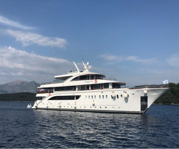 One-Way Cruise Split to Dubrovnik on M/S Ambassador